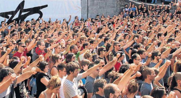 COVITE denuncia la «pasividad del Gobierno» ante el homenaje a la ilegalizada «Jarrai»