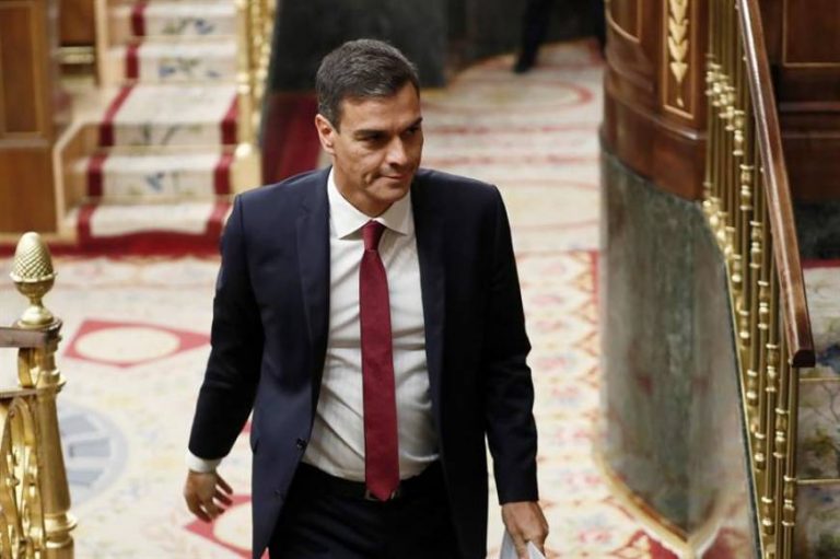 Sánchez amenaza con burofax a ABC, El Mundo y OK Diario por el «plagio» en su tesis