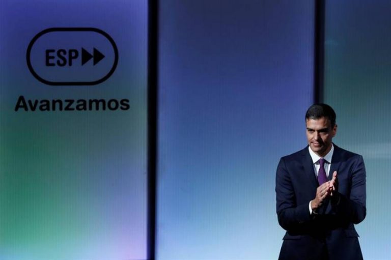Sánchez propone una reforma de la Constitución