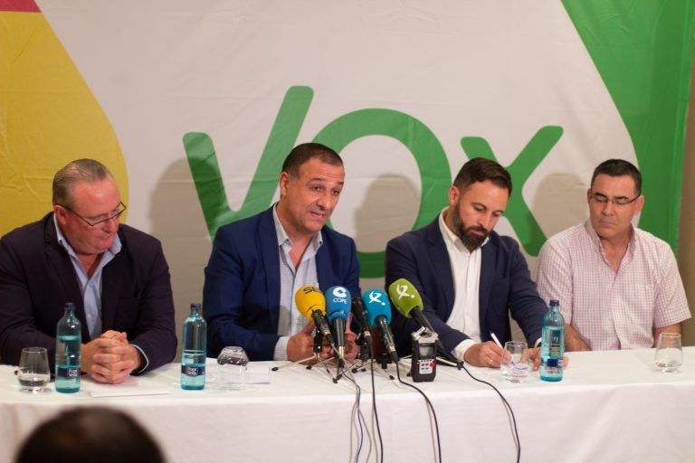 Un Secretario General y un alcalde abandonan el PP y se incorporan a VOX