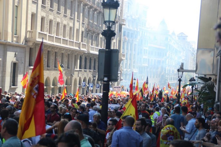 Más de 100 mil catalanes y Jusapol homenajean a Policías del 1-O y exigen «Equiparación»