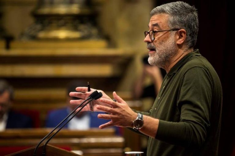 CUP: «Torra ha engañado a la gente» prometió hacer la República y «no lo han hecho»
