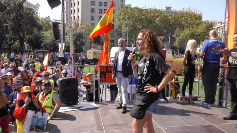 Vila: «Soy catalana y agente de la Guardia Civil, pido» al secesionismo «respeto a mi familia»