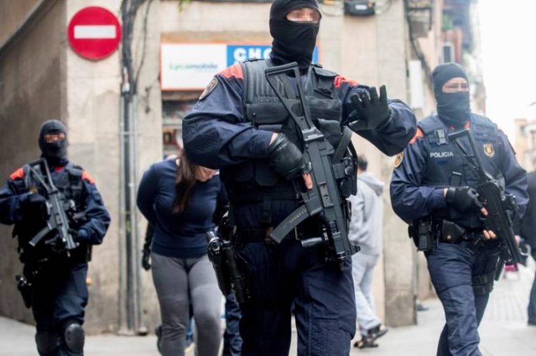 Detenidas 47 personas en la operación policial contra «Narco pisos» (Okupas) en Barcelona