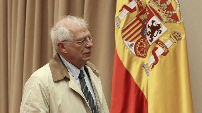 España retira el estatus diplomático al independentista belga André Hebbelinck