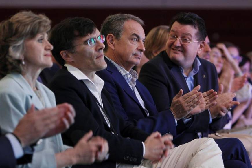 MADRID (ESPAÑA), 06,10.2018. El expresidente del Gobierno José Luis Rodríguez Zapatero (c) durante el X Congreso Estatal de Unidad Progresista de la ONCE. Efe