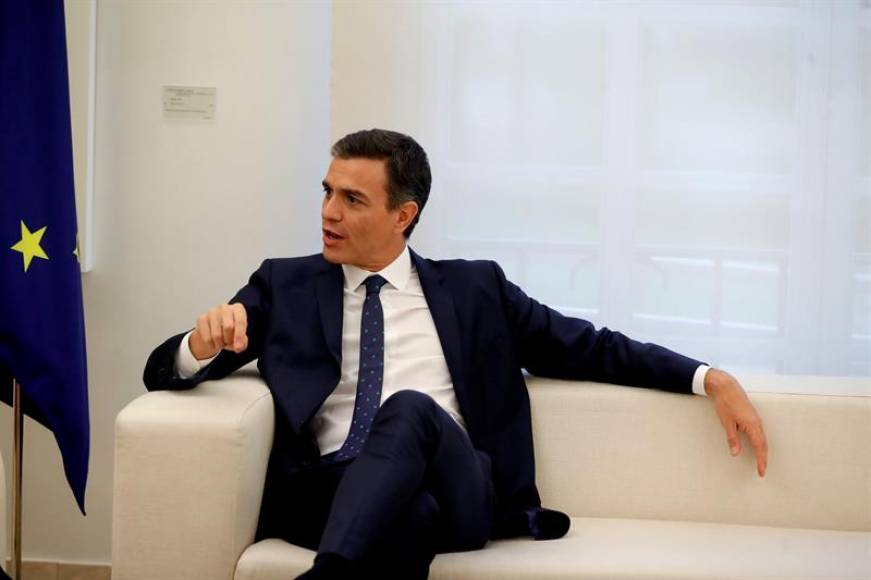 MADRID (ESPAÑA), 09.10.2018. presidente del Gobierno español, Pedro Sánchez, durante la reunión esta tarde en el Palacio de la Moncloa, en Madrid. Efe
