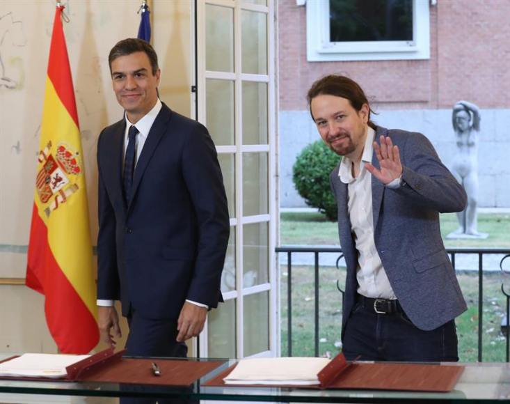 MADRID (ESPAÑA), 11.10.2018. El presidente del Gobierno, Pedro Sánchez (izda), y el secretario general de Podemos, Pablo Iglesias. Efe.