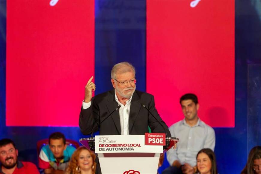VILAFRANCA DE LOS BARROZ (BADAJOZ) ESPAÑA, 06.10.2018. El expresidente extremeño Juan Carlos Rodríguez Ibarra participa en un acto del PSOE. Efe