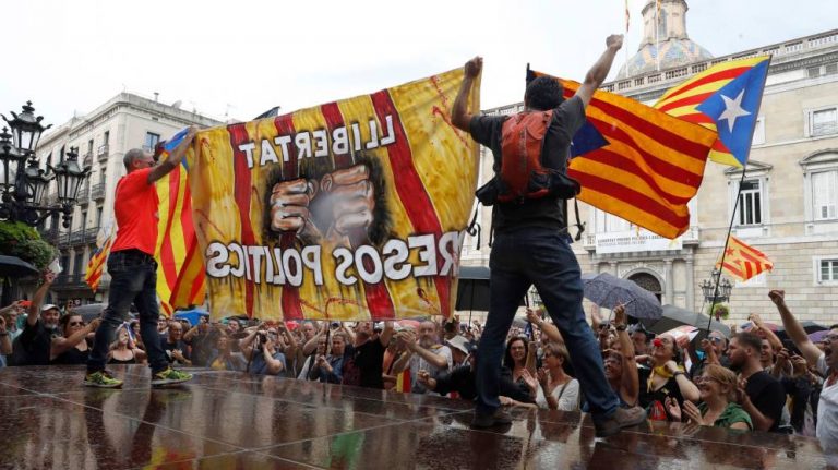 Independentistas amenazan de muerte a un español en Cataluña