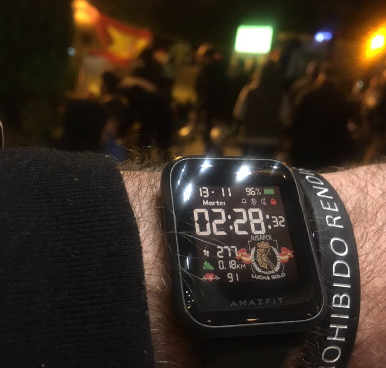 Jusapol inicia su vigilia de 24 horas ante el Congreso por un «SÍ» a su (ILP)