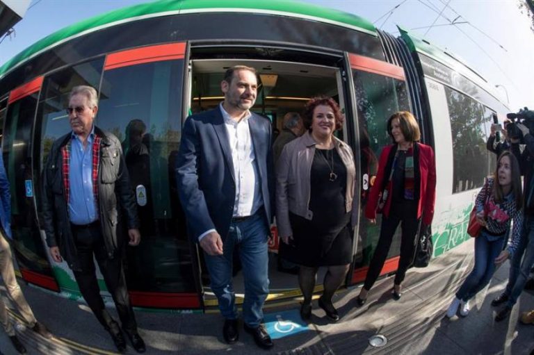 El Ministro de Sánchez: «No nos iremos de este Gobierno»