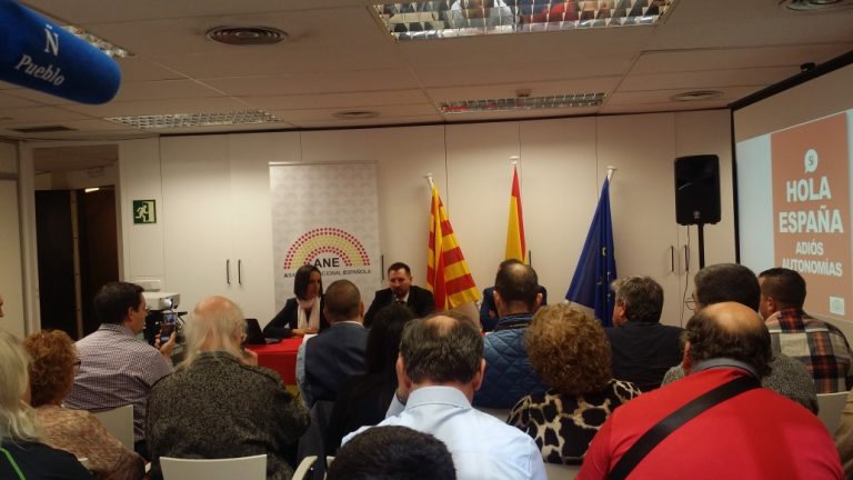 Nace en Barcelona «Asamblea Nacional Española» para «promover» la idea España