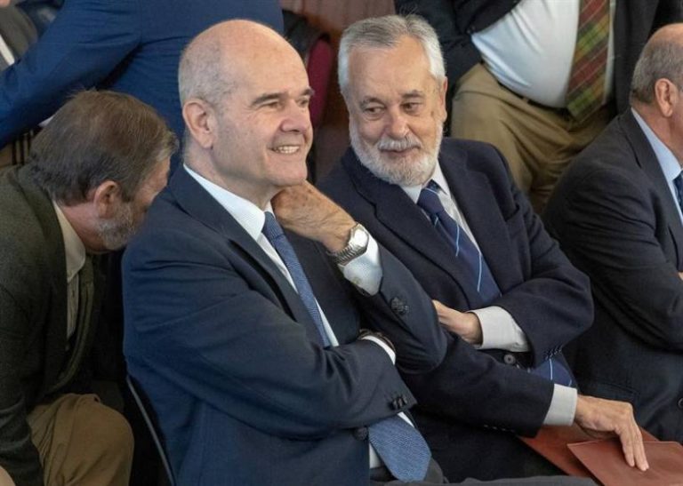Fiscalía: El Gobierno del PSOE daba «sin control alguno» el dinero de los EREs andaluzas