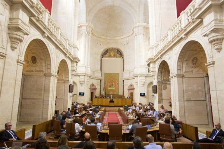 Corrupción del PSOE y miedo de Susana Díaz a la «alianza» VOX, PP y Cs en el 2-D Andaluz