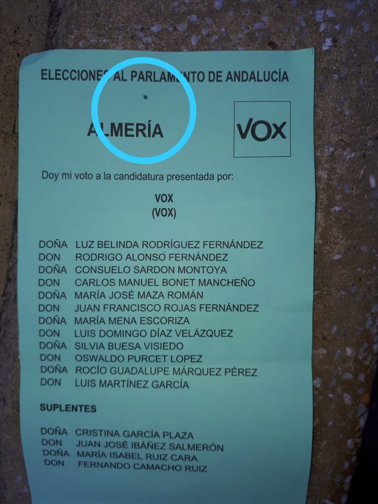 VOX denuncia que «están pintando» sus «papeletas para que el voto sea nulo»