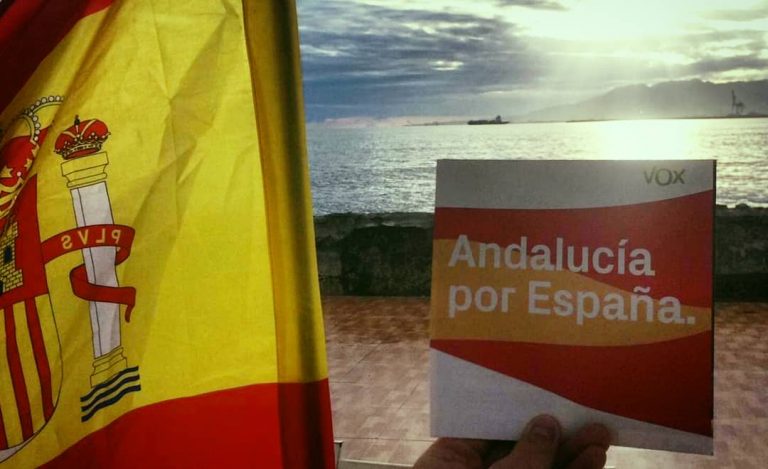 Abren los colegios electorales en las 8 provincias de Andalucía