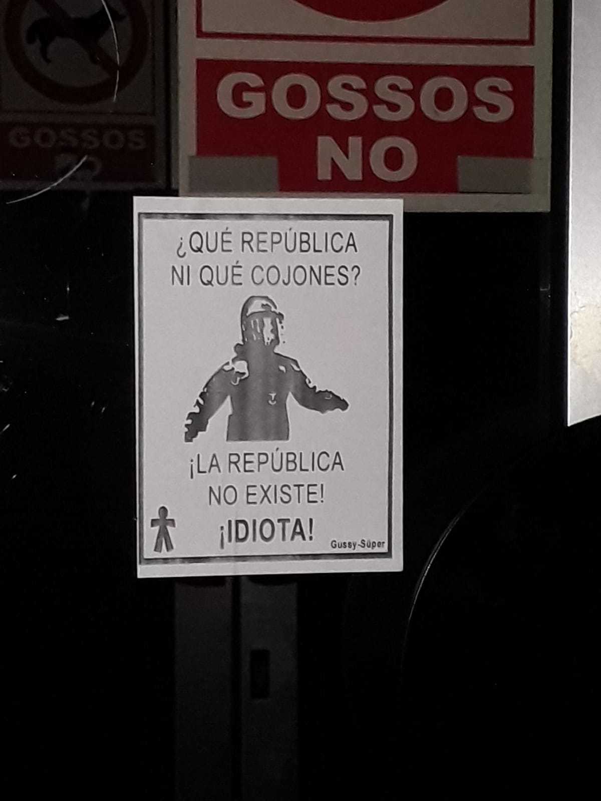 CATALUÑA (ESPAÑA), 28.12.2018. La resistencia española en Cataluña empapela varias localidades de Cataluña en apoyo al mozo perseguido por Torra. Ñ Pueblo (18)