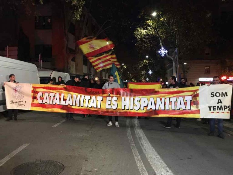 Medio millar de personas pierden el miedo y claman contra la impunidad de CDR