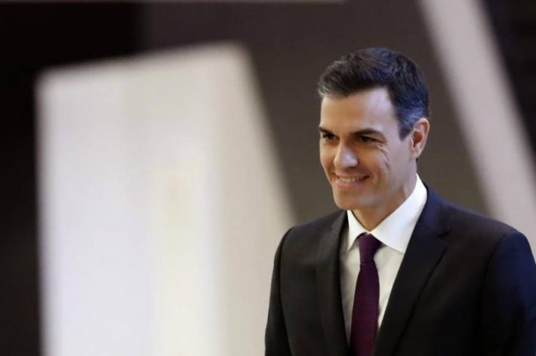 Sánchez: «Los resultados en Andalucía refuerzan mi compromiso de defender la Constitución»