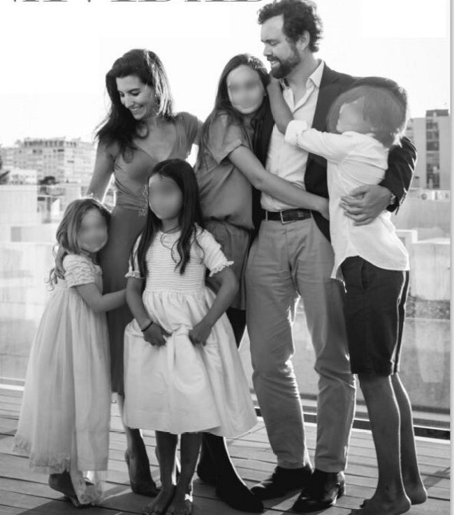 MADRID (ESPAÑA), 30.12.2018. La líder provincial y miembro del Comité Ejecutivo Nacional de VOX, Rocio Monasterio, publica una fotografía de su familia de 4 hijos. Ñ Pueblo