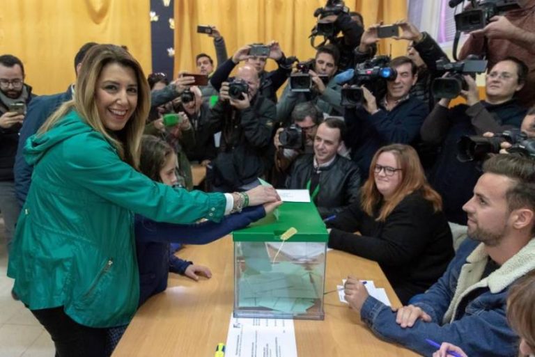 Susana Díaz (PSOE): «He votado con ilusión, quiero una Andalucía que responda»