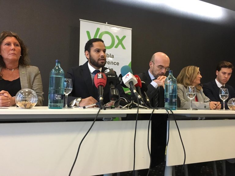 Cúpula de VOX en Cataluña anuncia querellas por «agresiones» y exige «Junta de Seguridad»