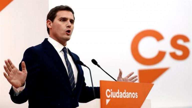 Rivera se abre a pactos con Podemos y PSOE, «no se puede pactar con la extrema derecha»
