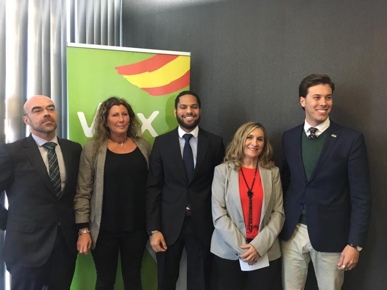 VOX alcanza los 100 mil inscritos, 30 mil afiliados y tendrá que cambiar de sede Nacional