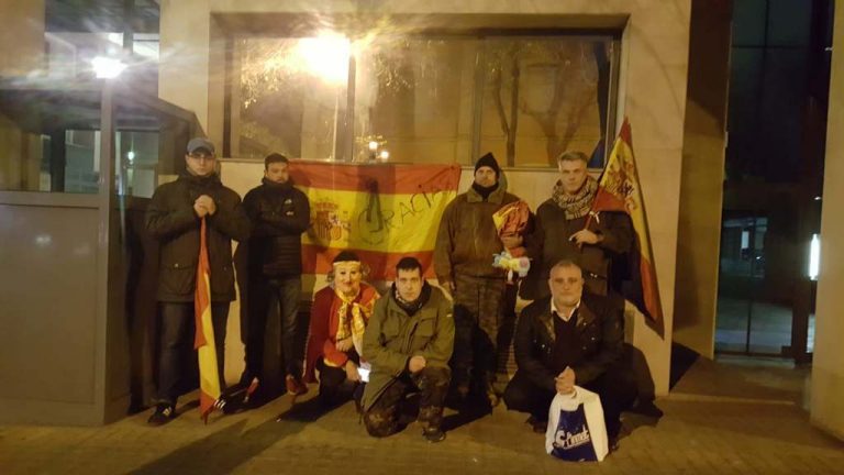 Homenajean a la Guardia Civil en Cataluña por su «labor» en el rescate de Julen