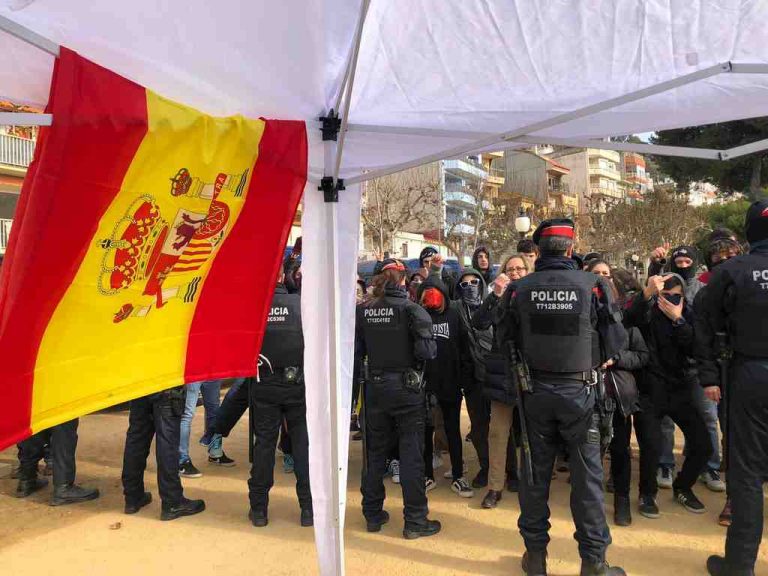 VOX condena «agresiones de bandas terroristas urbanas» contra su militancia de Blanes