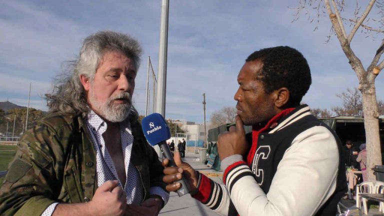 PSOE expulsará de Hospitalet al gerente de un restaurante por acoger la paella de VOX