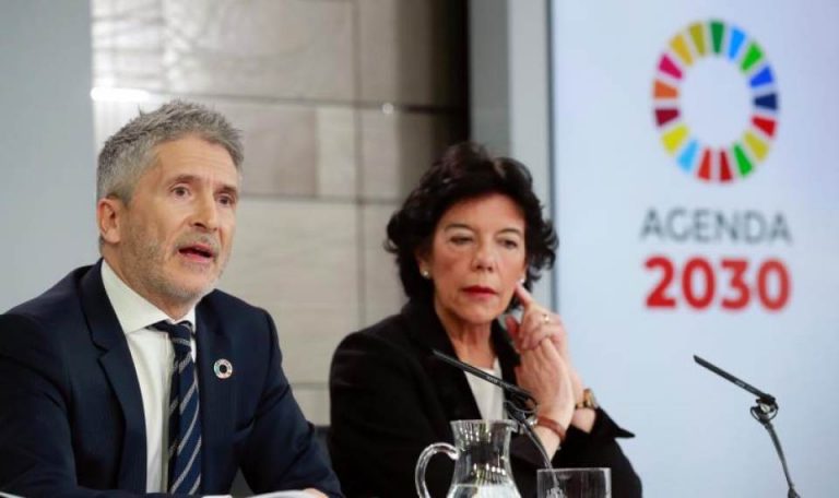 El Gobierno de Sánchez retirará las concertinas de las vallas de Ceuta y Melilla