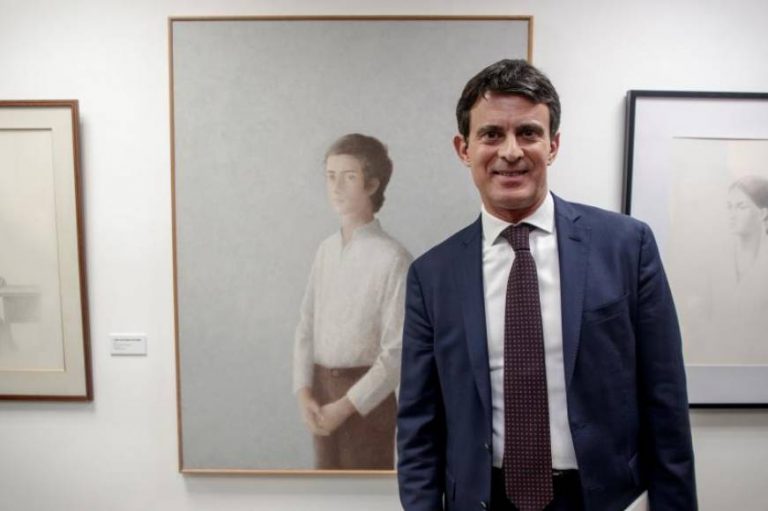 El masón francés de Cs Manuel Valls vuelve a Francia para inaugurar una obra de su padre