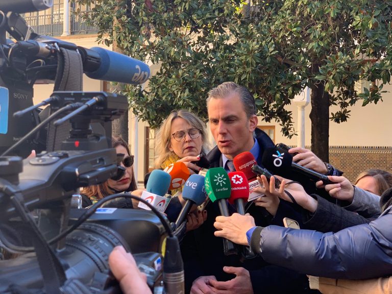 Ortega: «Al señor Albert Rivera le empieza a salir una especie de totalitarismo» contra VOX