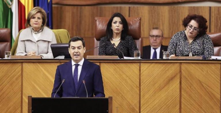 Moreno: «Levantaré las alfombras» de 36 años del PSOE y mi gobierno trabajará con VOX