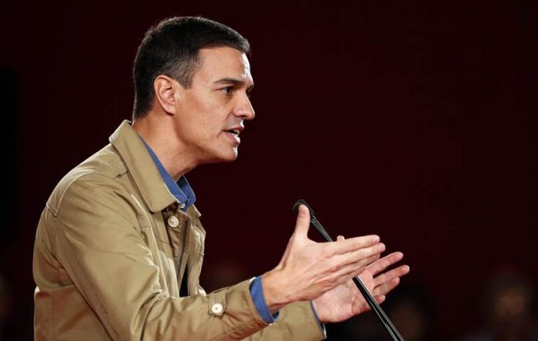 Sánchez: «Ahora se dedican a gritar ‘Viva España’, una España en blanco y negro»