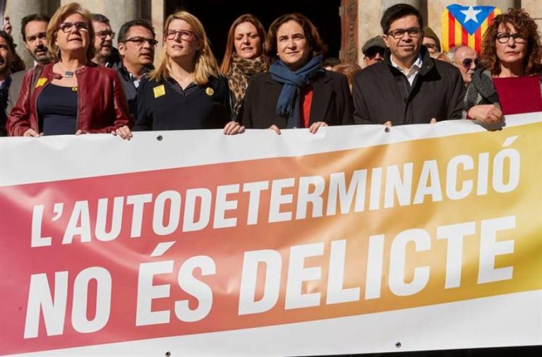Colau pide anular el Juicio del Procés y «negociar» un referéndum en Cataluña
