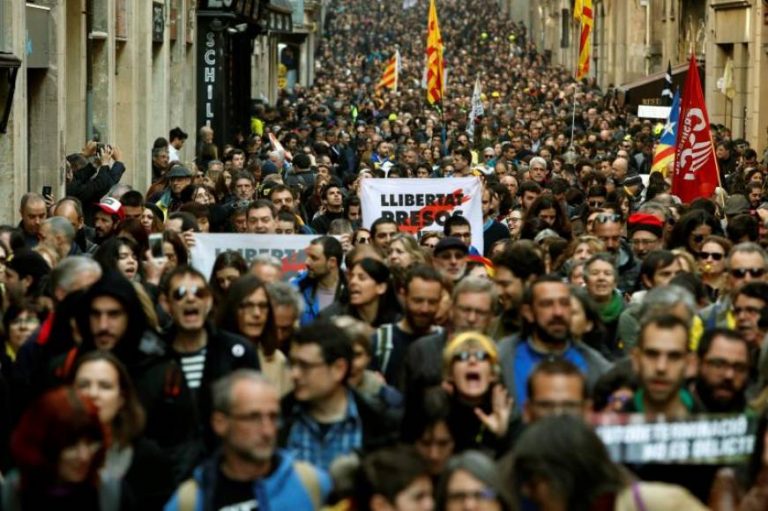 Terrorista asesino Carles Sastre moviliza al independentismo contra «Juicio Procés»