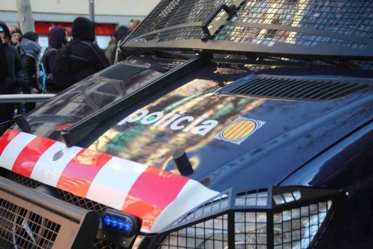 Cabo de los Mozos: El Director de los Mozos de Escuadra está incumpliendo la Ley