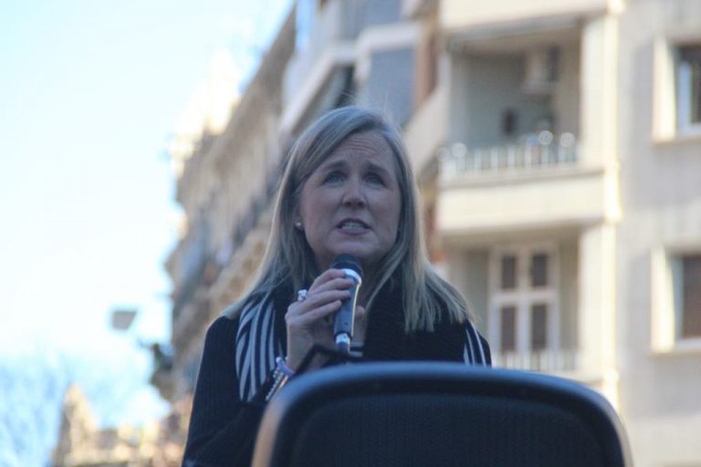 Moza Alcolea: El delito del guardia civil suspendido es grabar a abducidos del Nazionalismo