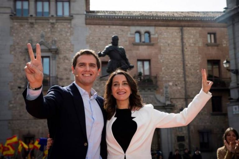Arrimadas se presenta a las generales para «sacar a Sánchez de Moncloa»