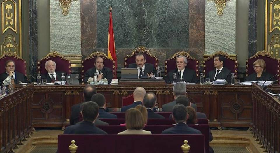 FOTOGRAFÍA. MADRID (ESPAÑA), 20.02.2019. Vista general de la mesa del Tribunal del Procés. Los acusados golpistas del Procés. Efe.