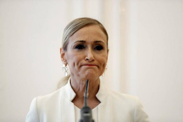 3 años y 3 meses de cárcel a Cristina Cifuentes (PP) por la falsificación de su máster