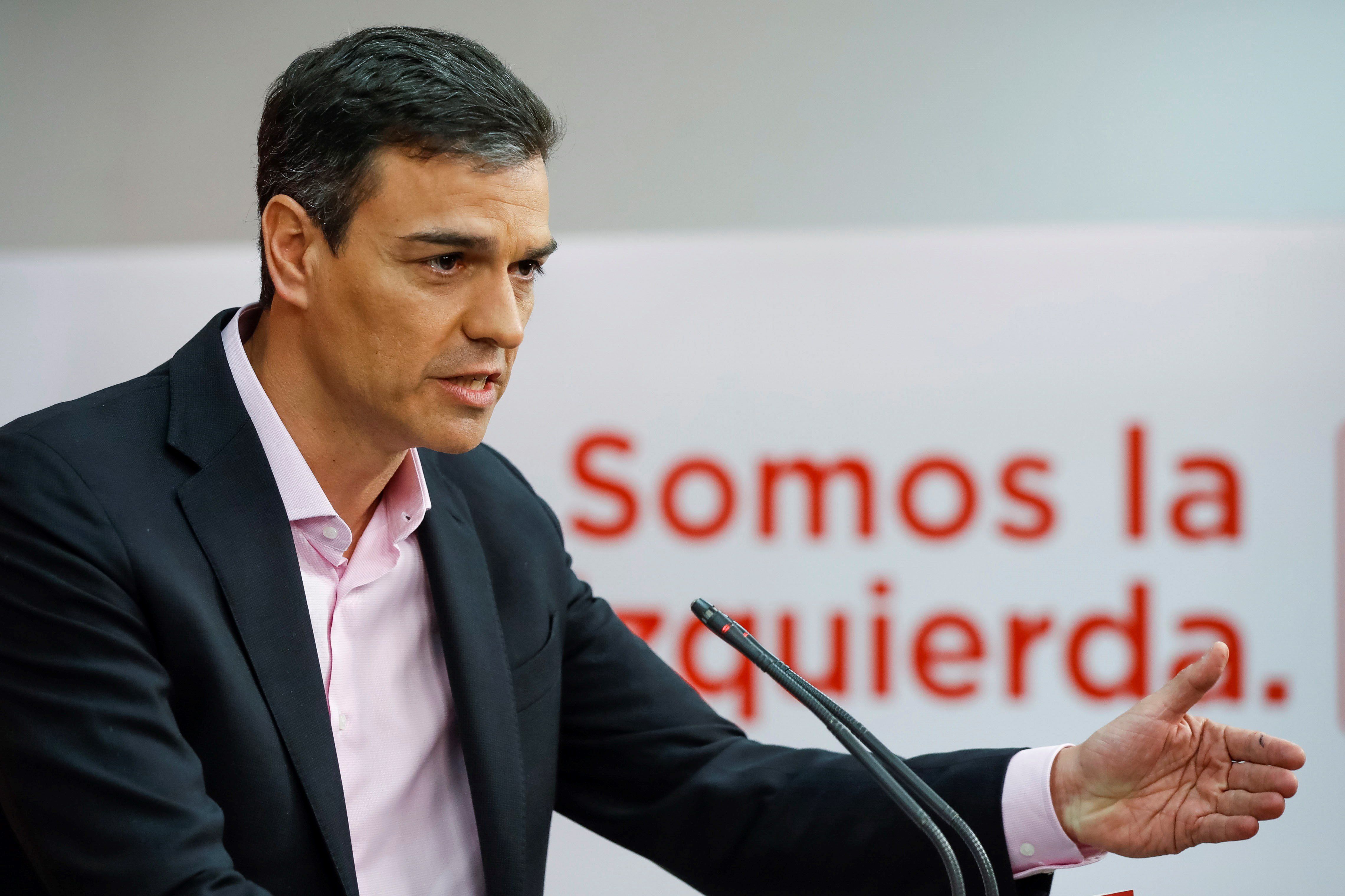 MADRID (ESPAÑA), 02.04.2018. El secretario general del PSOE, Pedro Sánchez, durante una rueda de prensa en la sede del PSOE. Efe
