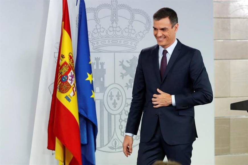 MADRID (ESPAÑA), 15.02.2019. El presidente del Gobierno, Pedro Sánchez, durante su comparecencia, este viernes en el Palacio de la Moncloa. Efe
