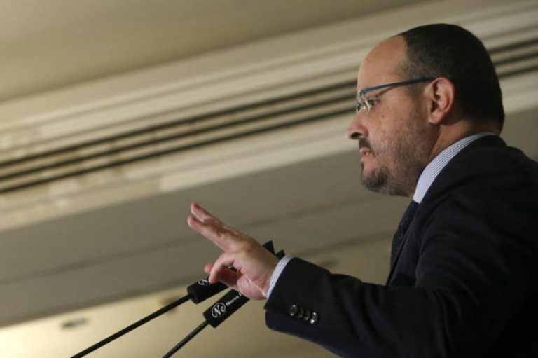 El PP exige el 155 mientras que Cataluña siga «dirigida» por Puigdemont desde Bégica