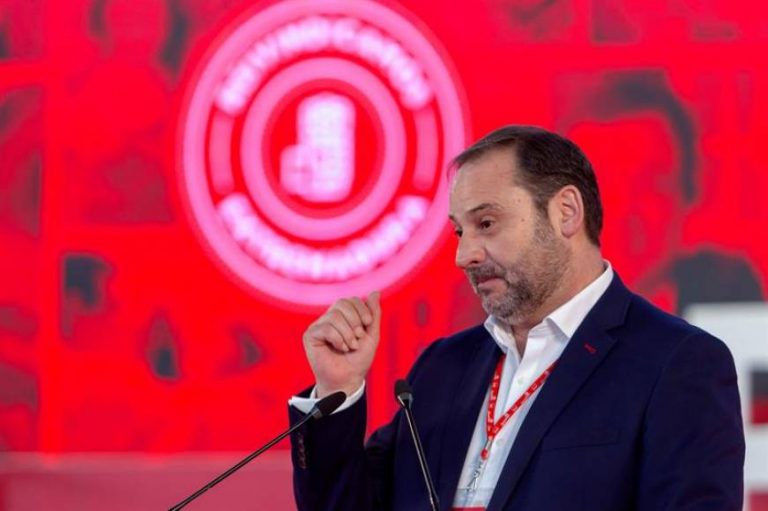PSOE: «Da igual votar a VOX, PP, Ciudadanos o La Falange va todo al mismo cesto»