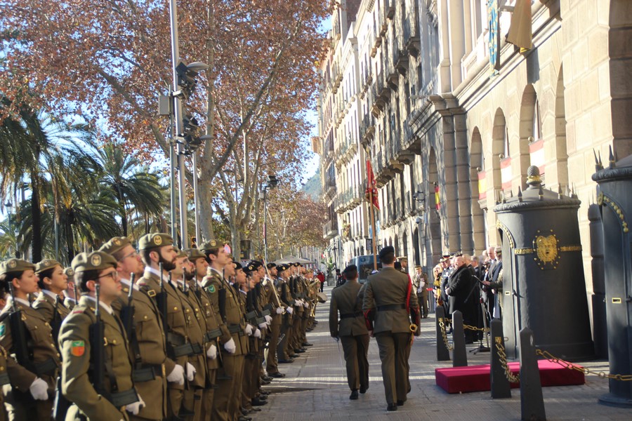 PASEO DE COLON (BARCELONA) ESPAÑA, 06.01.2019. Pascua Militar del Ejército español con parada militar 2019 en Barcelona. Ñ Pueblo (30)