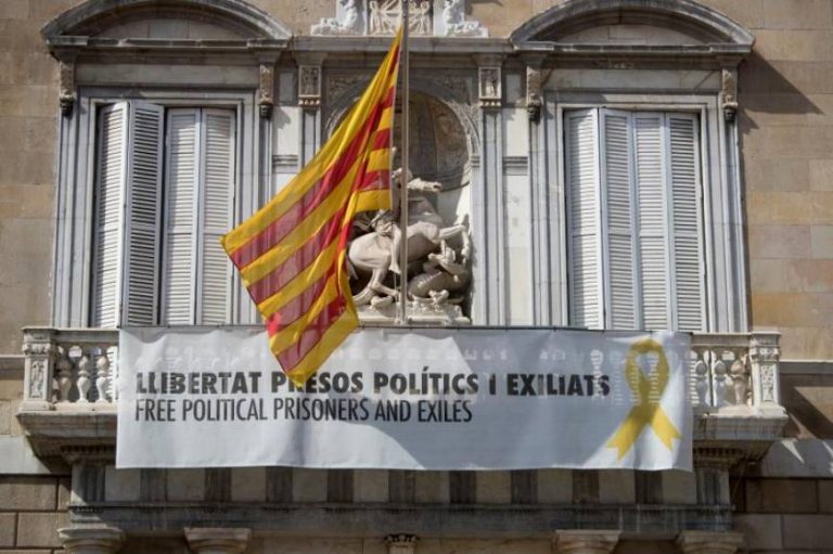 Gobierno de Sánchez: Si Torra desoye el ultimátum de (JEC), los «lazos se quitarán»